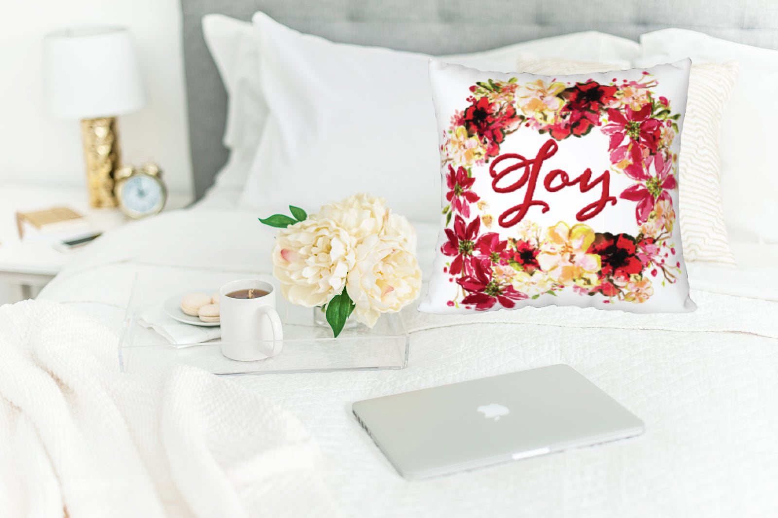 Chantal Joy Wreath Christmas Pillow Cover 18" x 18"